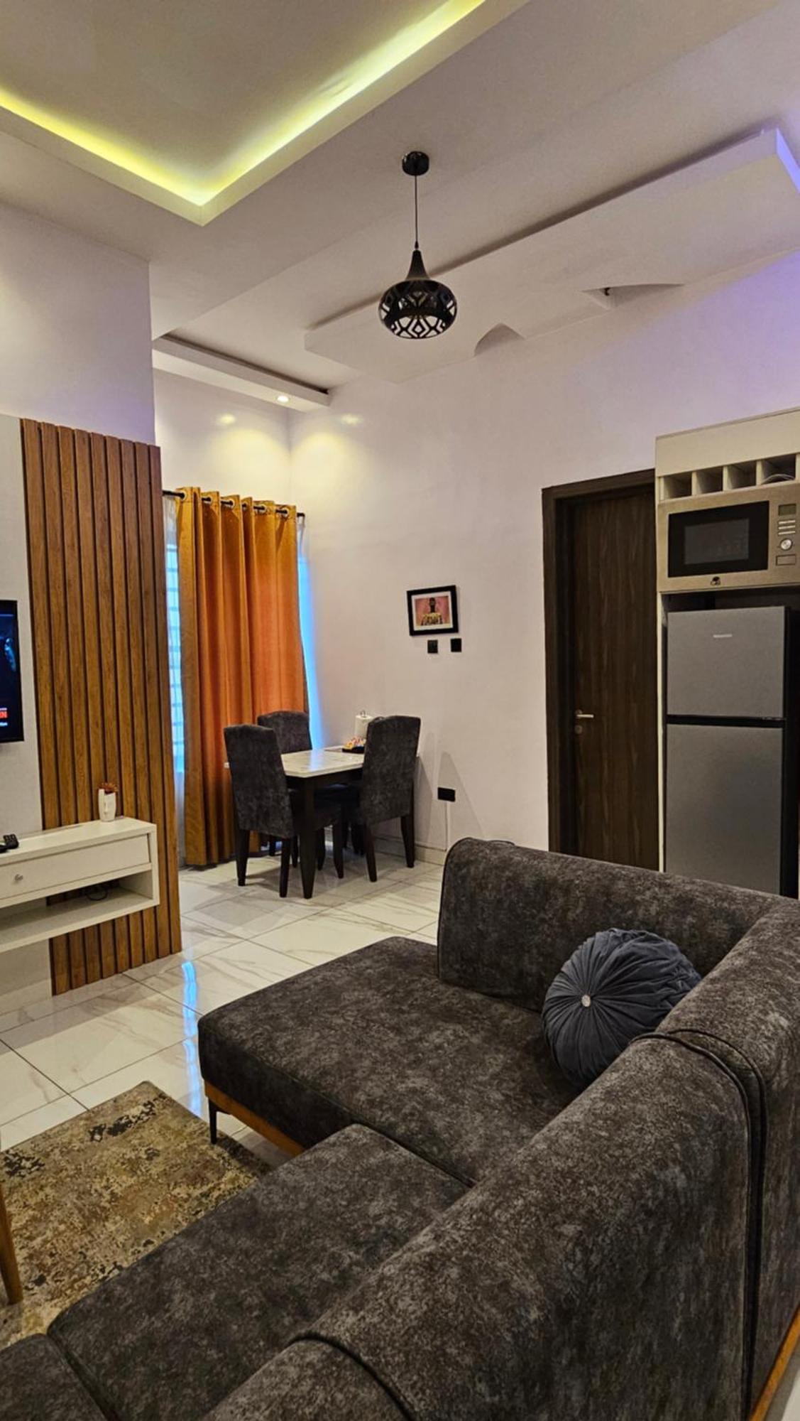 Sapphire Residences By Crystal Ikeja Extérieur photo